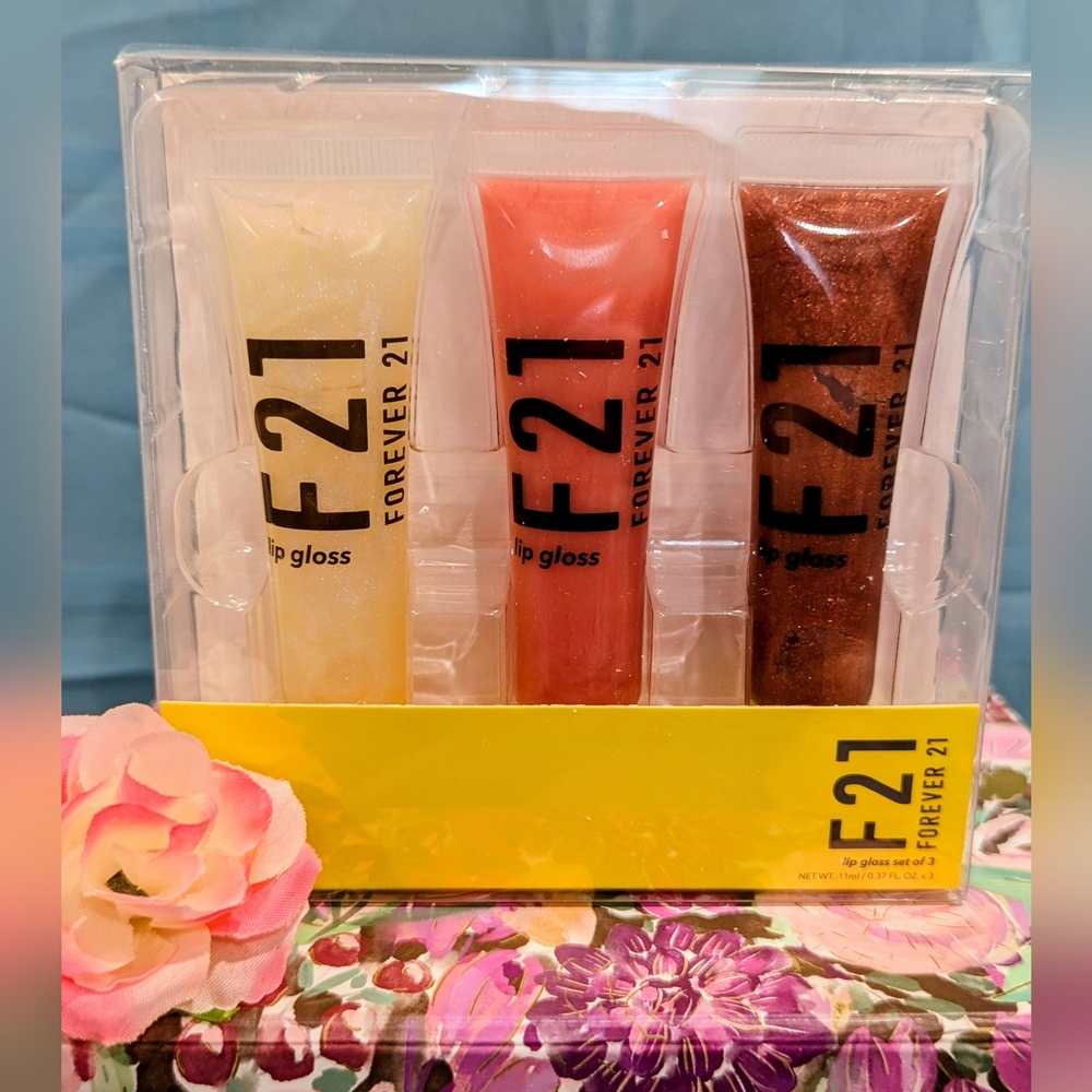 🆕 FOREVER 21 Lip Gloss Trio. Rose Gold/Posy/Copper